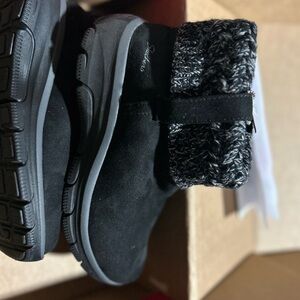 Sketchers Black Boots